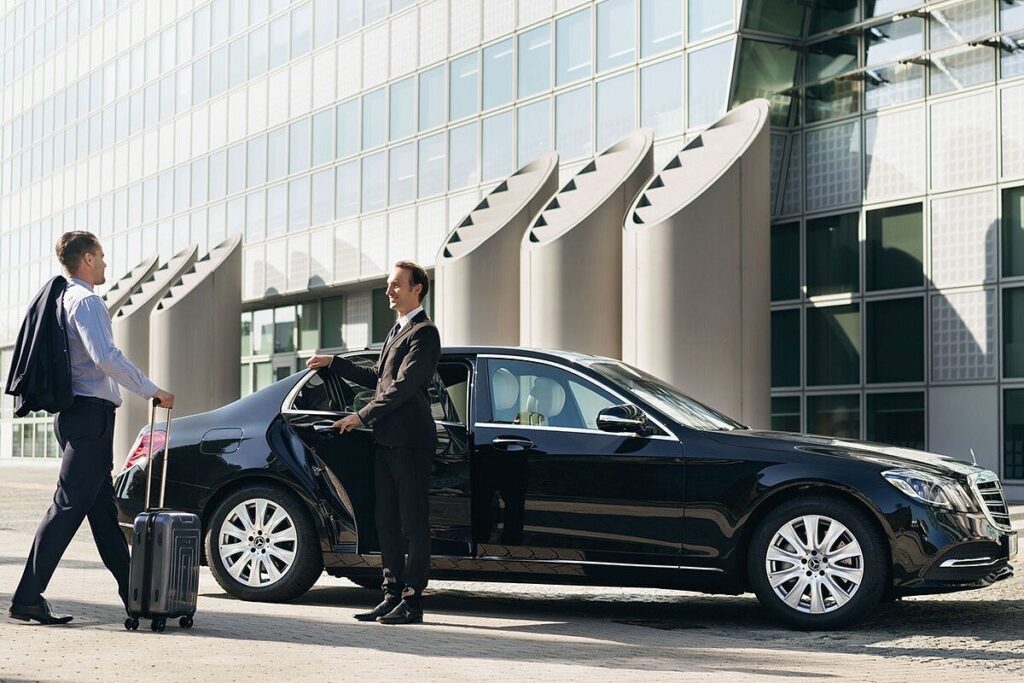 Premium Fleet – Travel in world-class vehicles including Mercedes, BMW, Rolls Royce, and Range Rover. Each car is maintained to the highest standard for safety and comfort. Professional Chauffeurs – Our drivers are highly trained, multilingual, and familiar with every corner of Dubai. Expect punctuality, discretion, and five-star service. Tailored Journeys – From airport transfers to corporate meetings, weddings, shopping tours, and desert excursions, we customize every ride to your needs. 24/7 Availability – Book anytime and anywhere. We are available round-the-clock to provide a smooth travel experience.