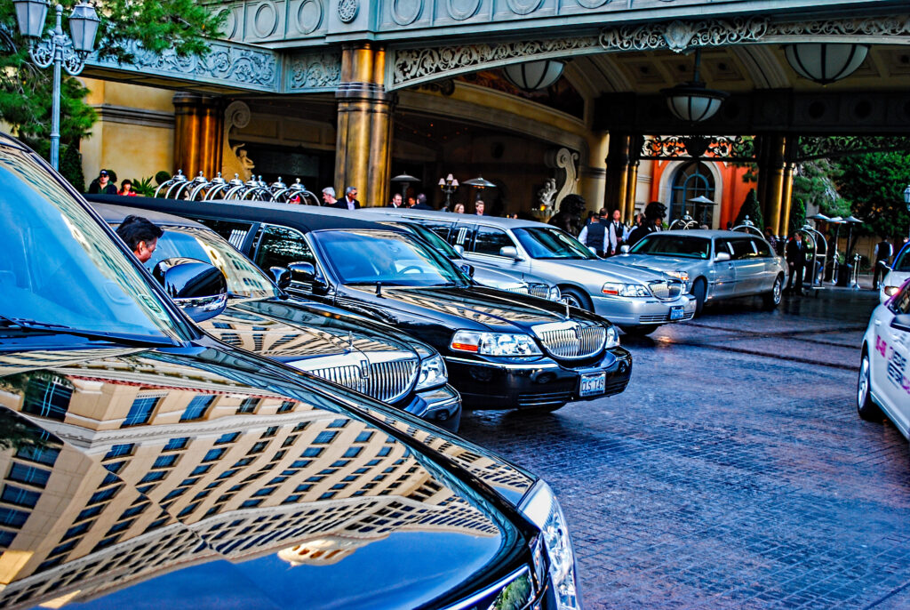 limousiens services in dubai