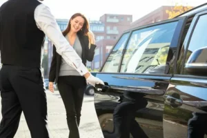 Why Limousine Services Are Ideal for Corporate Travel